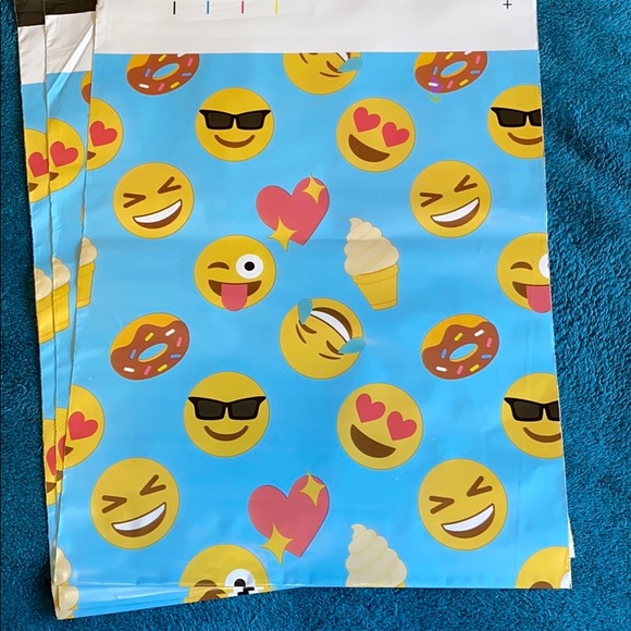 24 Pack 10X13 Blue Summer Poly Mailers PRICE FIRM - Picture 3 of 16